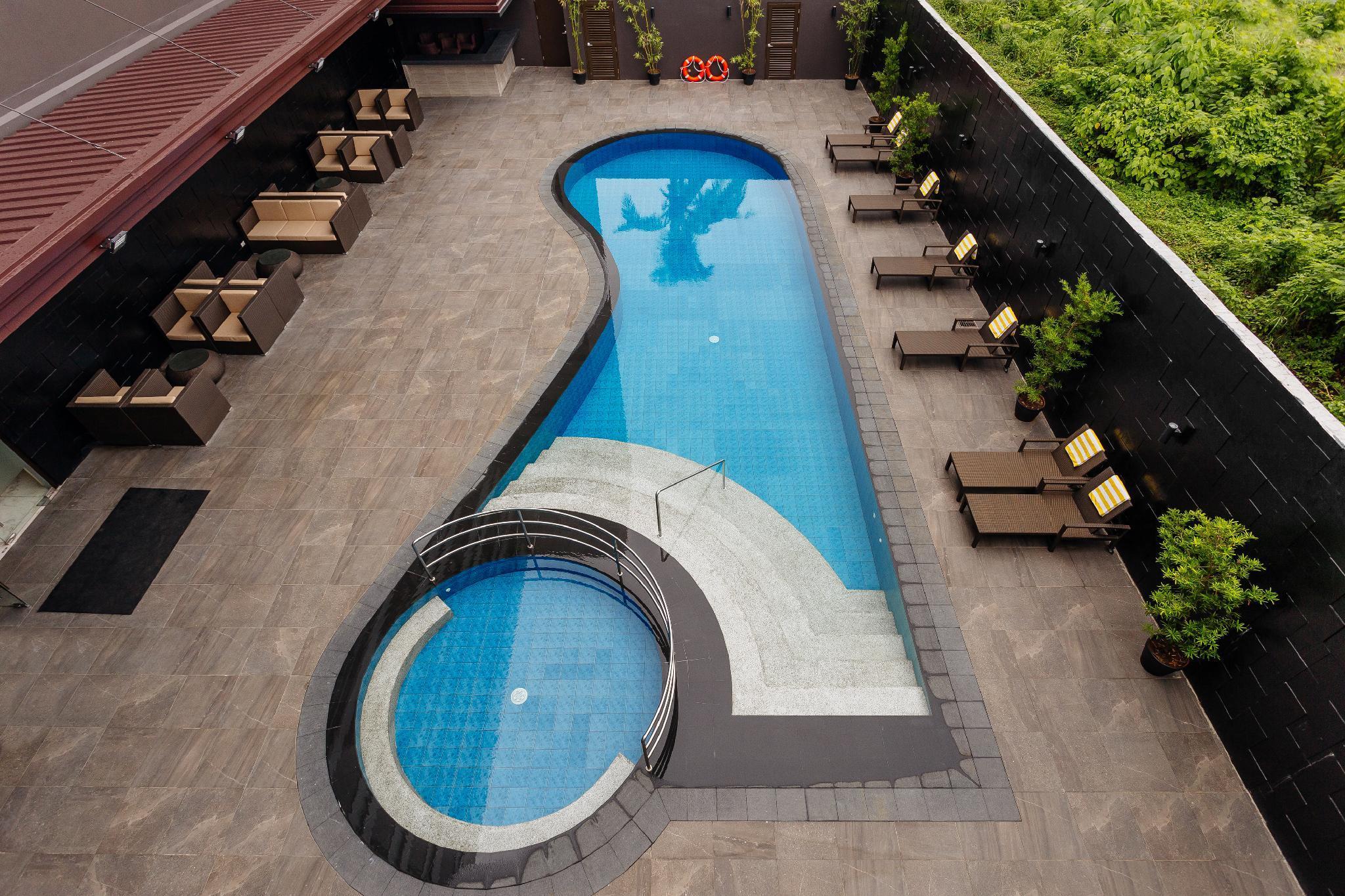Summit Hotel Таклобан Экстерьер фото