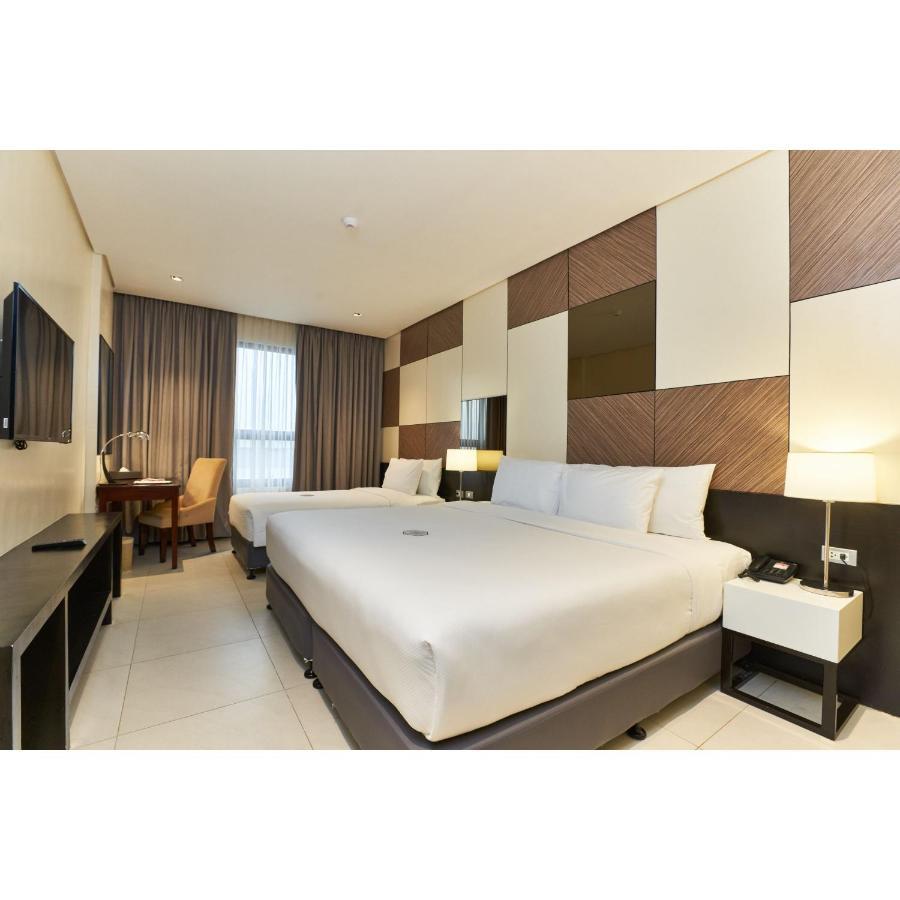 Summit Hotel Таклобан Экстерьер фото